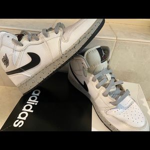 Jordan 1 White Cements